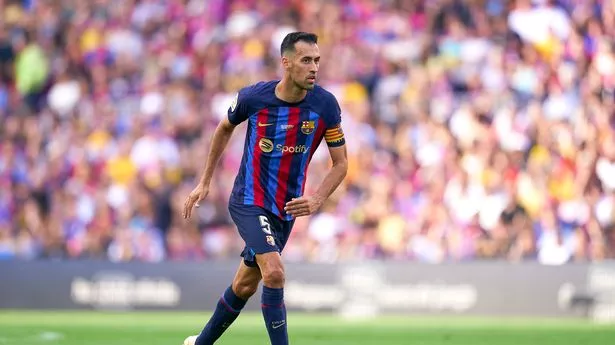 sergio busquets (2) sergio busquets (2)
