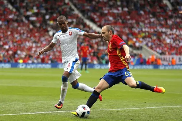 andres iniesta (2) andres iniesta (2)