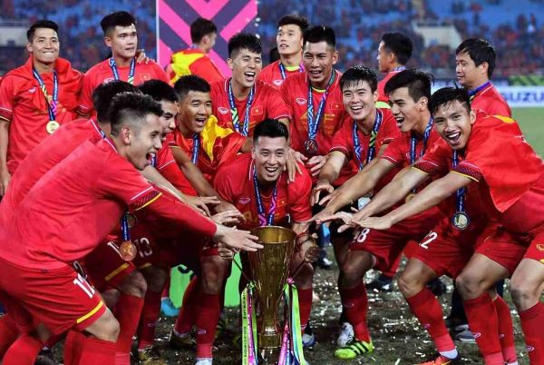 Soccer Là Gì? Tại Sao Nhiều Người Lại Thích Chơi Soccer?